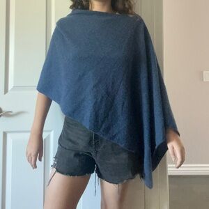 NWOT Claudia Nichole poncho